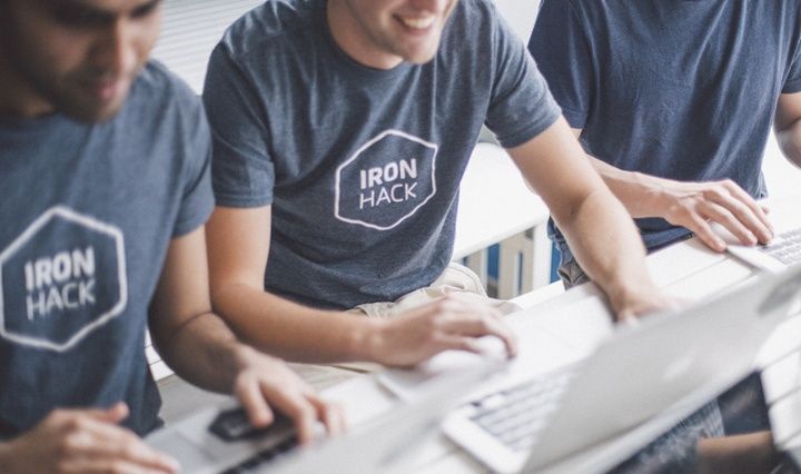 Ironhack abre inscrições para novos bootcamps de Desenvolvimento Web e UX/UI Design