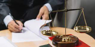 Você sabe a importância de um advogado para a empresa?