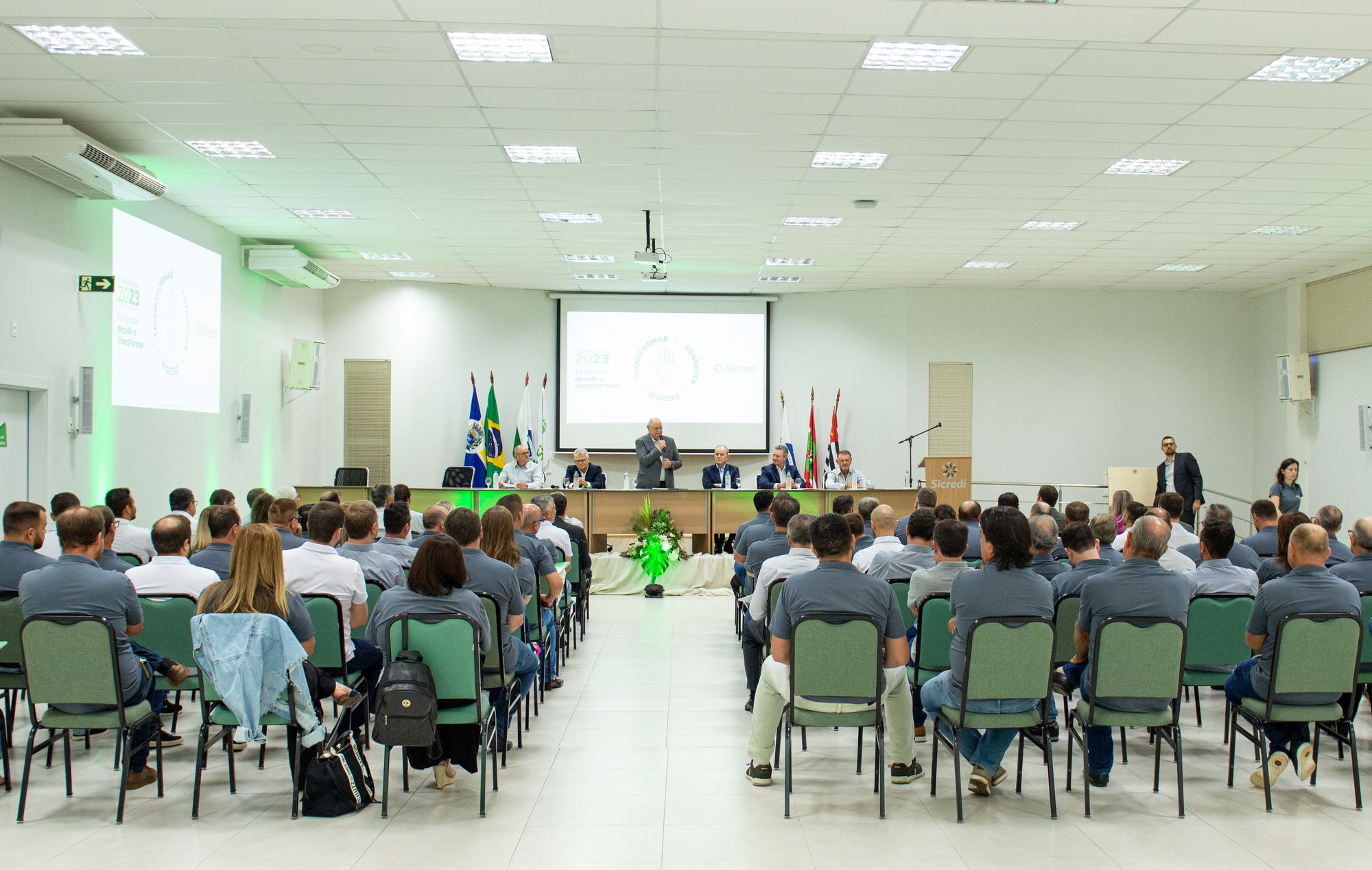 Sicredi Iguaçu PR/SC/SP elege novo Conselho e reforça pilares do cooperativismo de crédito