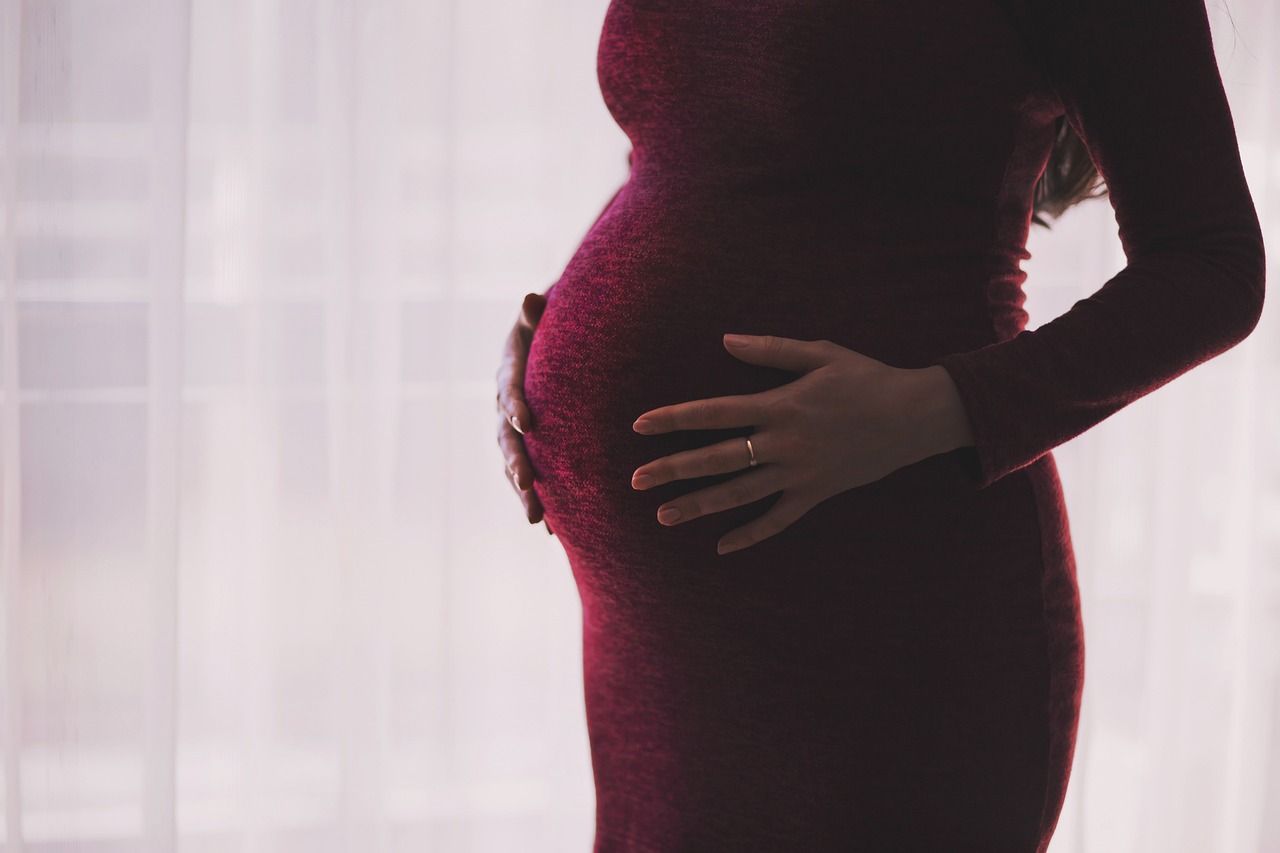 5 dúvidas sobre epilepsia e maternidade respondidas por especialistas