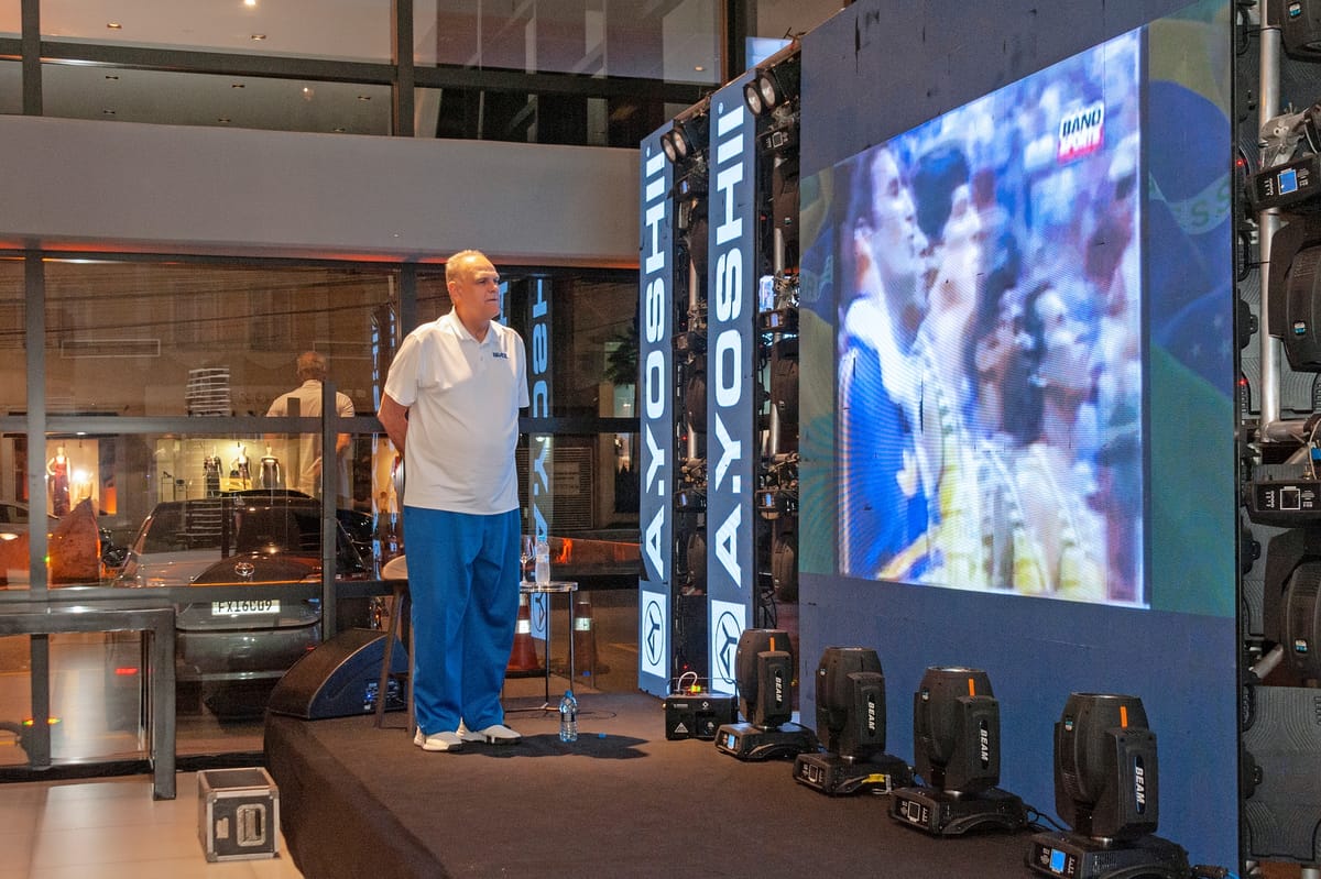 Dolo Do Basquete Oscar Schmidt Compartilha Experi Ncias Na A Yoshii Curitiba